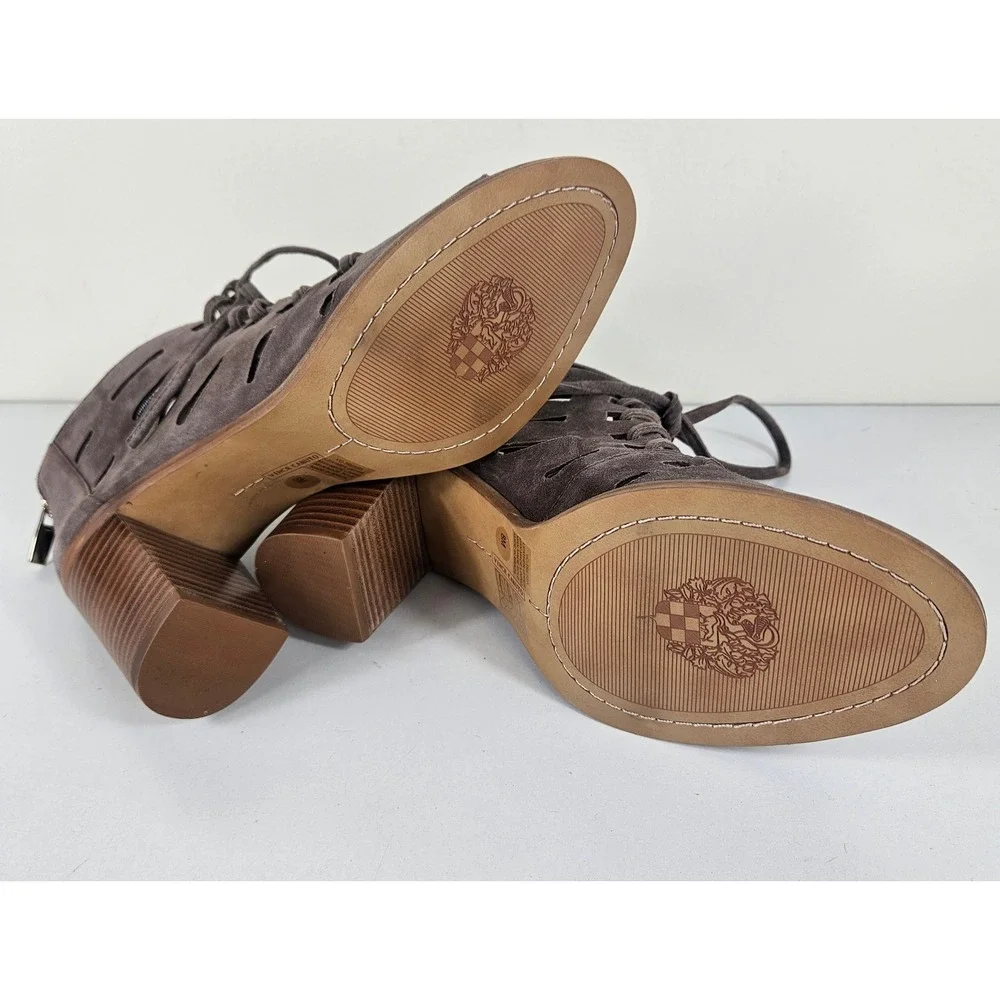 Vince Camuto Womens 8M Tressa Lace-Up Bootie Taupe Suede Peep Toe Block Heel